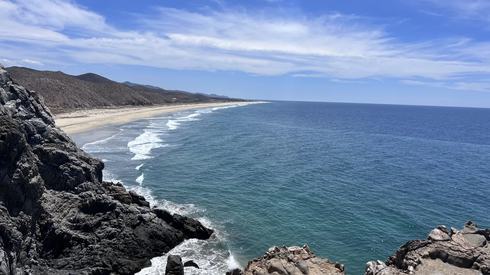 Pacific coastline in the Elías Calles area of Baja California Sur