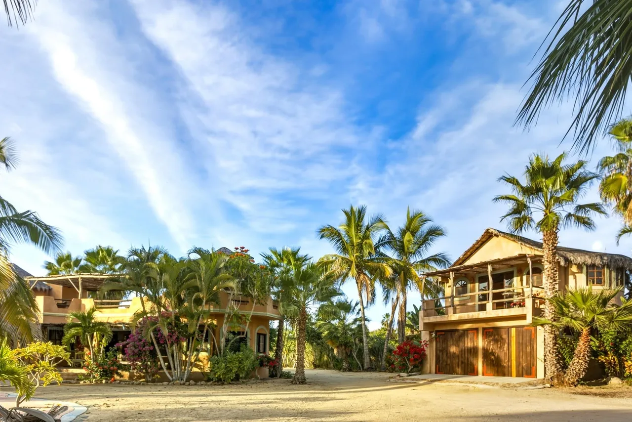 Hacienda & Casita at Flora del Mar Hacienda in Todos Santos